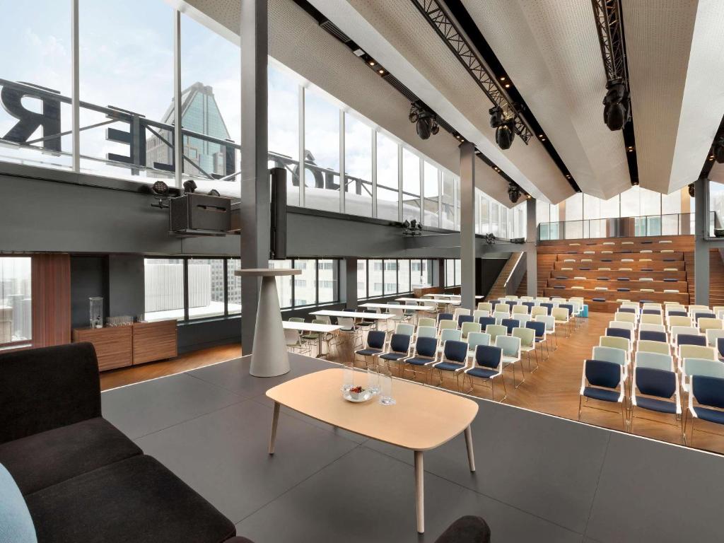 Meeting room / ballrooms