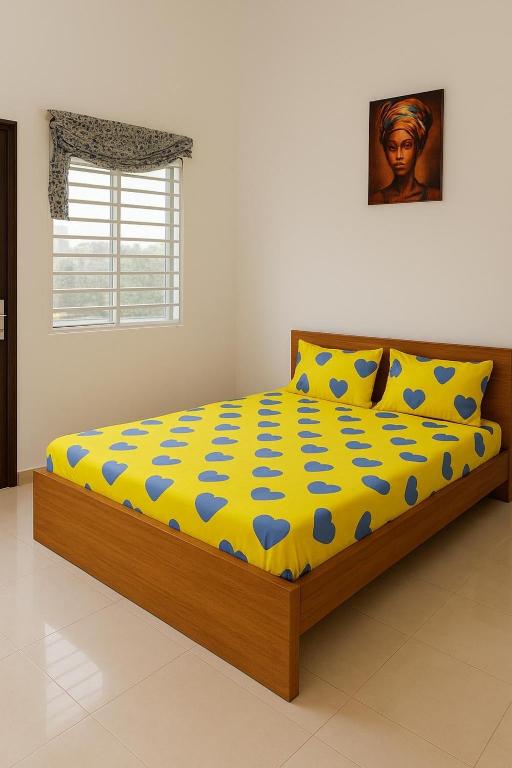 Cozy studio I with AC and fan, Akassato