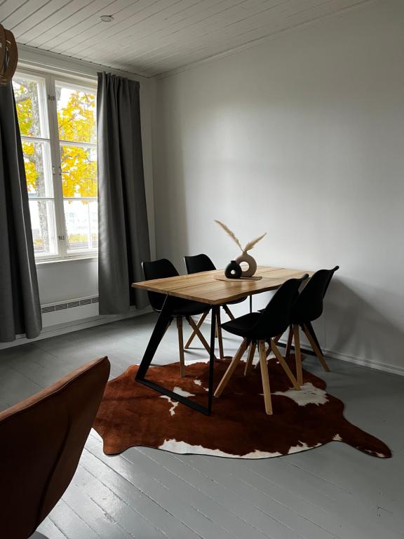 Unique & premium apartment with free wifi & parking for 2 cars in the center of Kerava 5