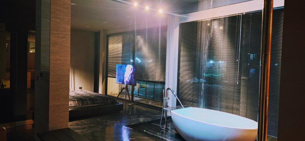 Lanmuanghouse, Ban Pa Kluai