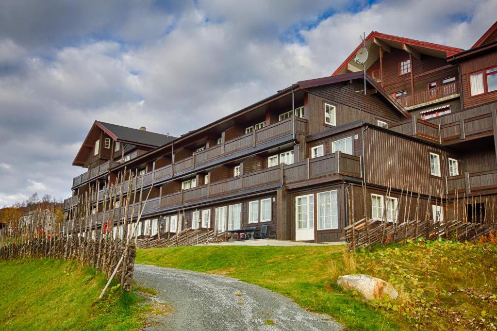 Charming Getaway ,Near Ski Trails And Hiking Paths, Beitostøl