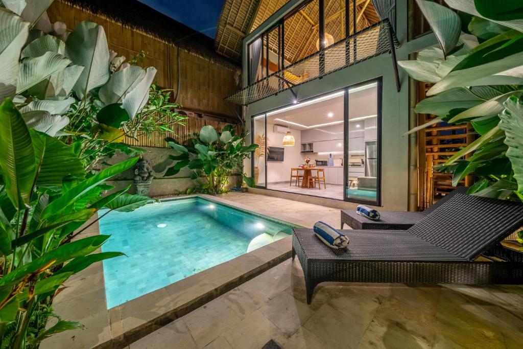 Green Harmony 2 - Golden Hour Views from Your Ricefield Pool Villa, Ubud