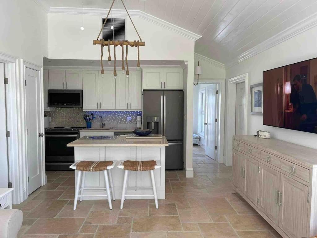 Ocean Villa SeaScape, Treasure Cay