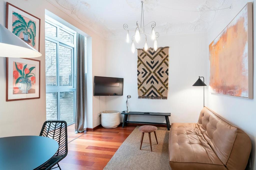 Modernist apartment in the best location, Eixample, Barcelona