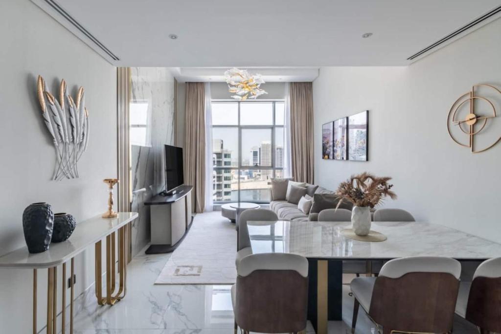 Spacious 2-bedroom In Business Bay, Dubai