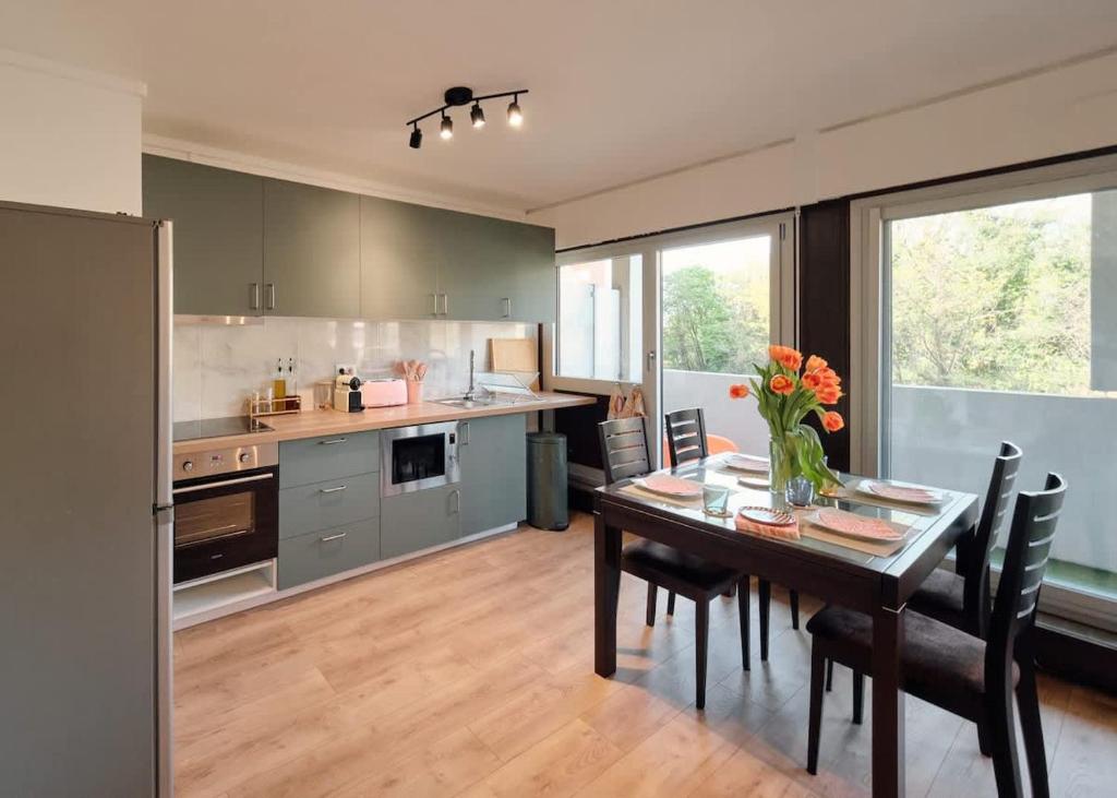 Terrasse, appartement rénové dans le 15e arr - 3