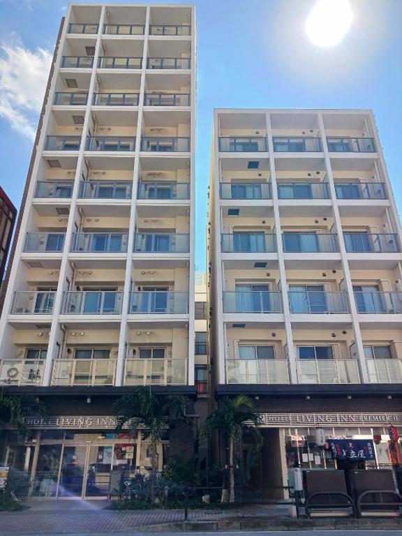 Living Inn Asahibashiekimae Premier