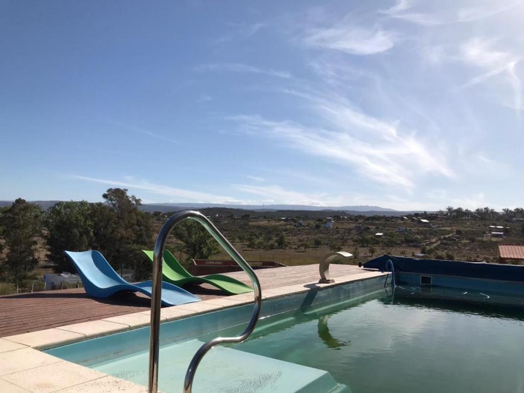 casa con vista 360 a las montañas y pileta - 2