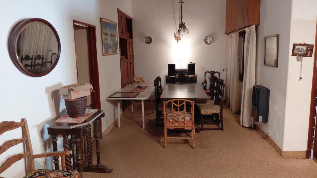 Chalet a 2 cuadras de la playa con piscina - 3