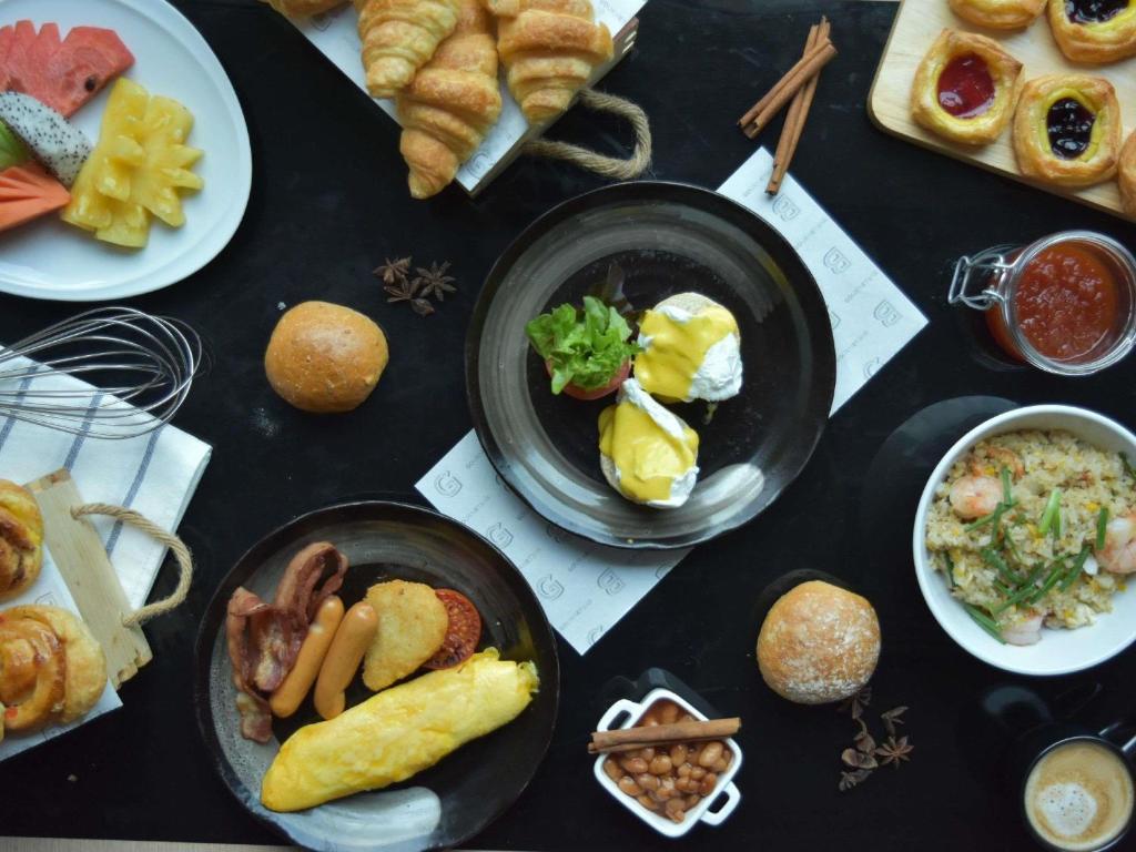 อาหารและเครื่องดื่ม