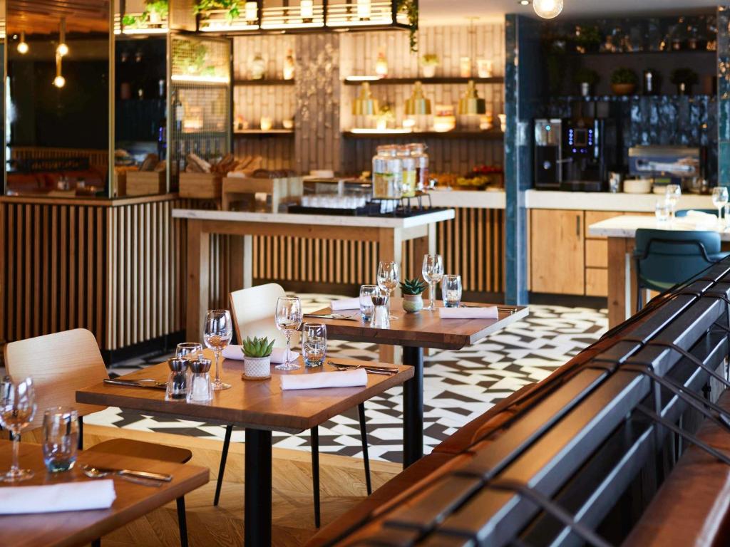 ノボテル バーミンガム エアポート ホテル (Novotel Birmingham Airport Hotel) 外観