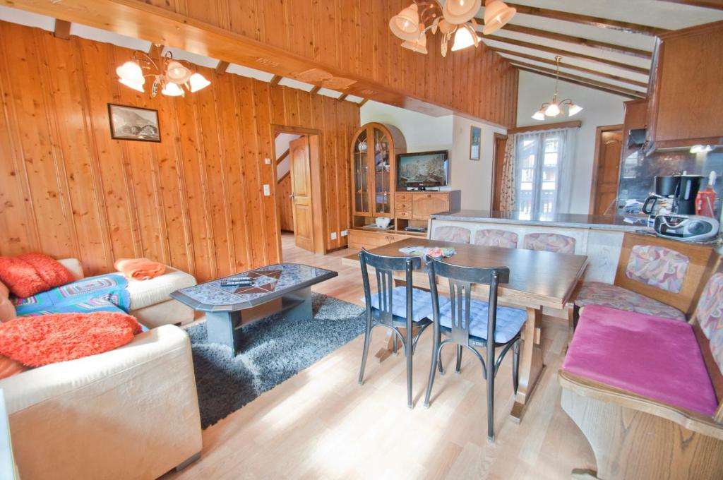 Furggen, Chalet Museum - 3