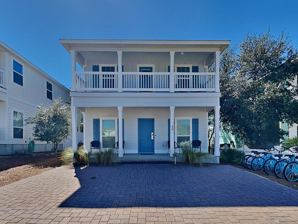 Southern Charm, Inlet Beach