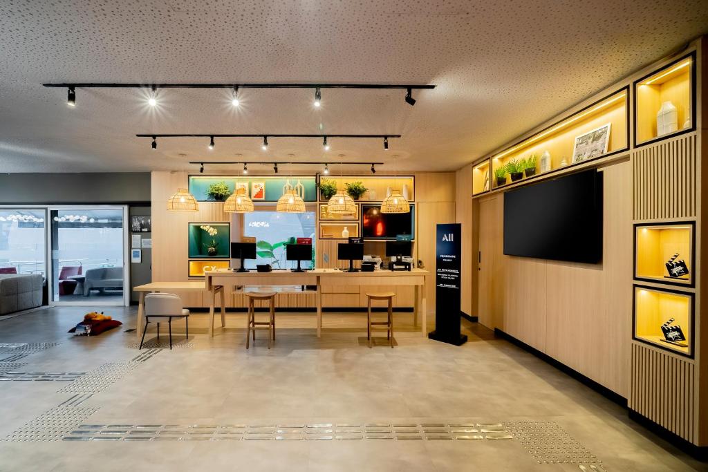 イビス サンパウロ パウリスタ (ibis São Paulo Paulista) フロント・ロビー
