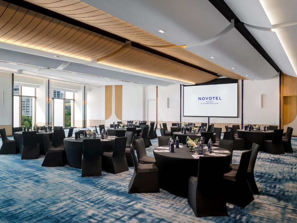 غرفة الاجتماعات/الاحتفالات