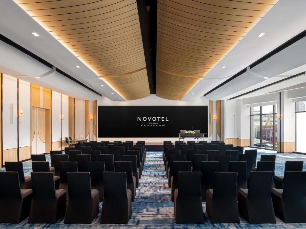 غرفة الاجتماعات/الاحتفالات