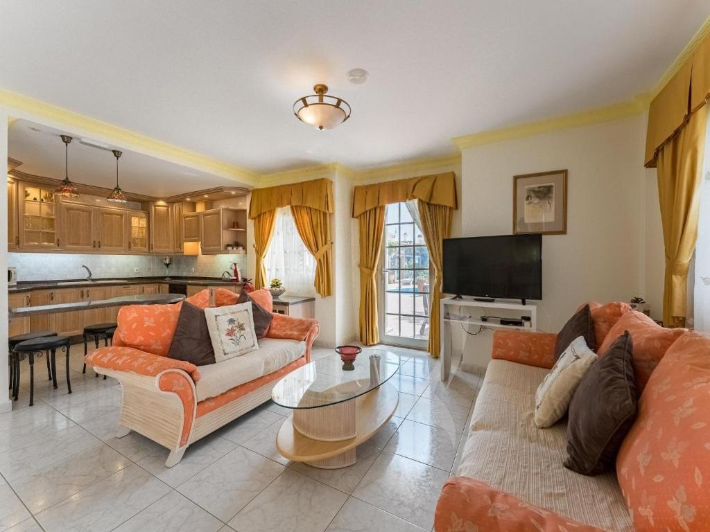 Apartment with shared heated pool in El Médano - 3