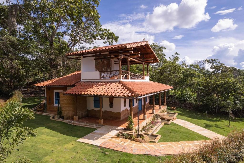 Refugio Ecoturístico Villa Clarita - 1