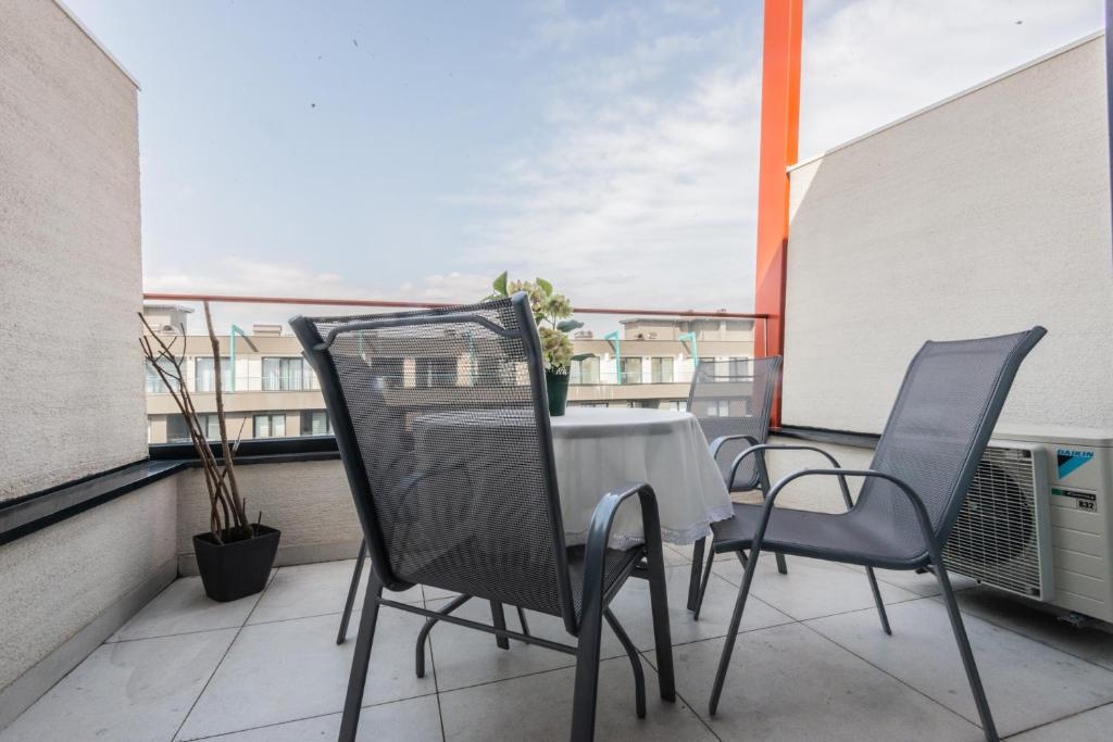 Elite Two Premium Apartment - 4