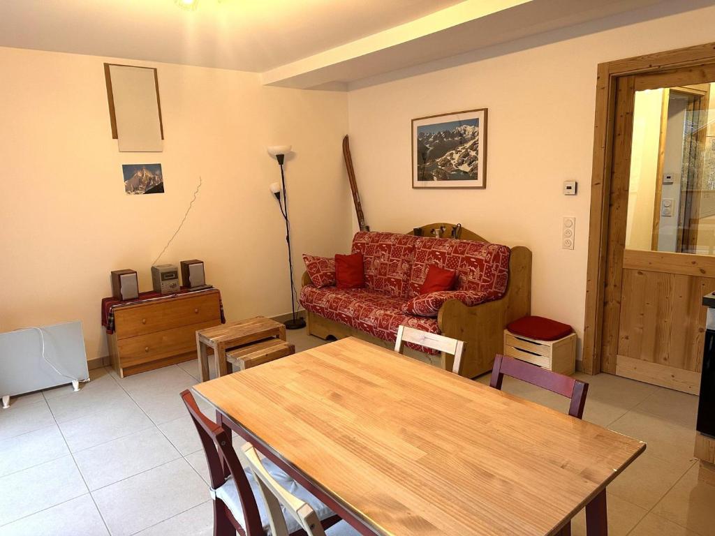 Appartement moderne 3 pièces près des pistes - FR-1-464-255 - 2