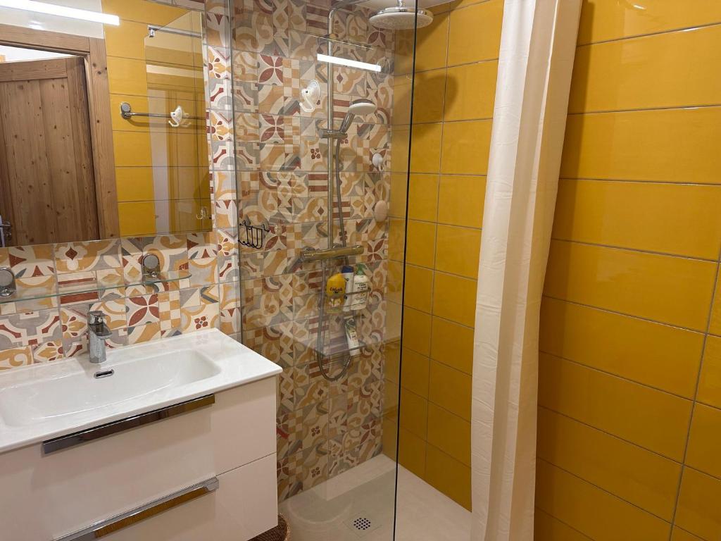 Appartement moderne 3 pièces près des pistes - FR-1-464-255 - 5