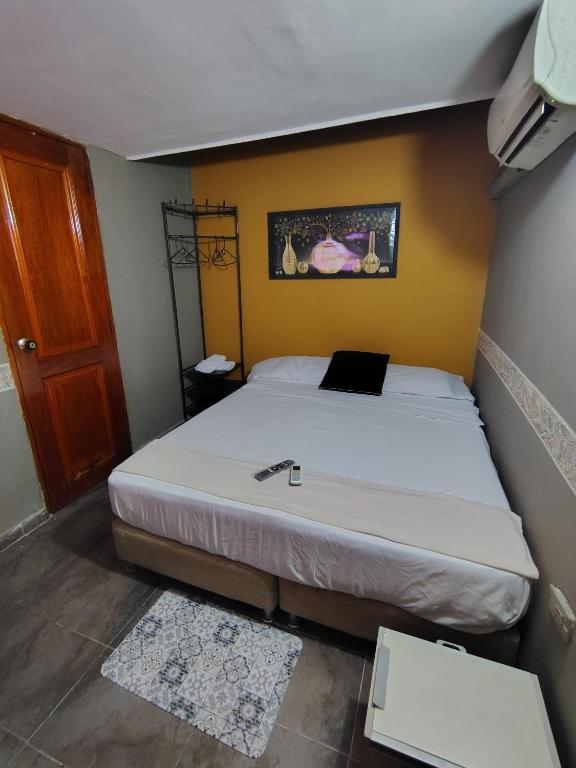 TINY ROOM con Ventilador - 1