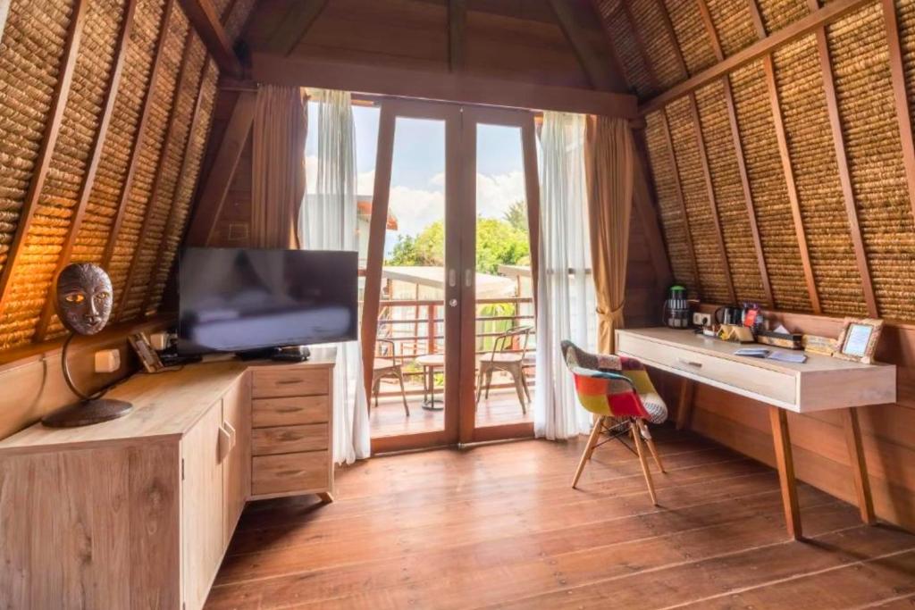 Lucano 1 BR Lumbung Suite ZN299, Gili Air