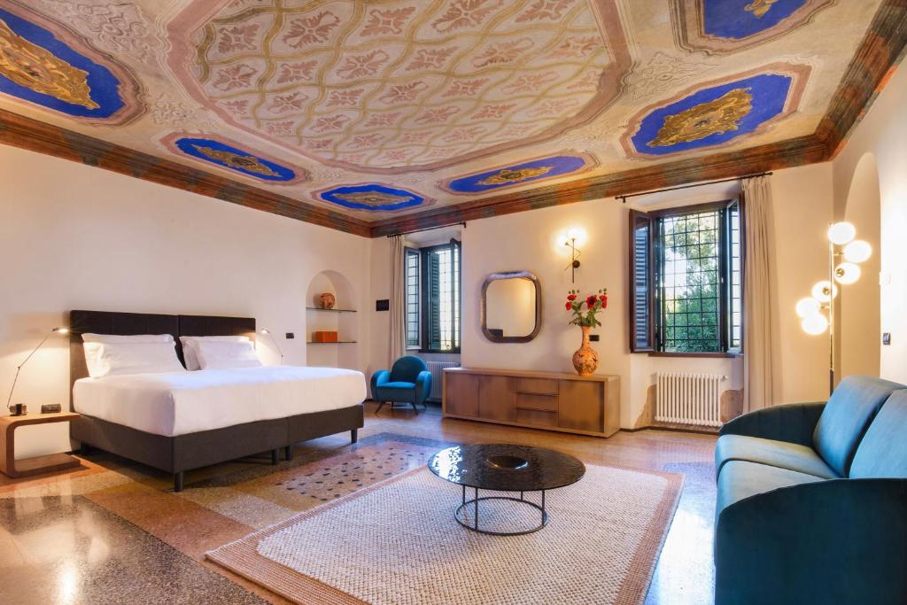 Apartment CastellONE with Pool - 1