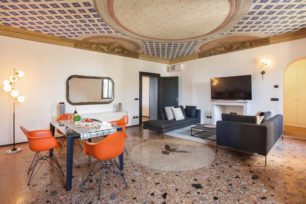 Apartment CastellONE with Pool - 2