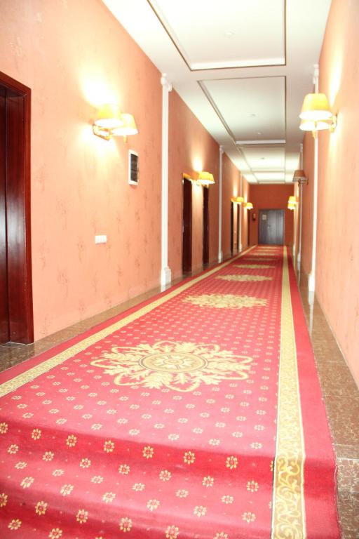 菲魯茲酒店 (Firuz Hotel)