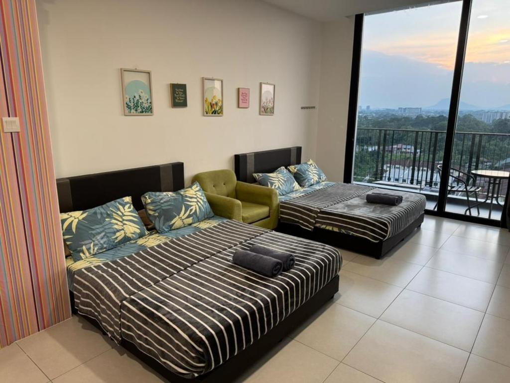 The Podium Studio 4pax - AEON mall Kuching, Kučing