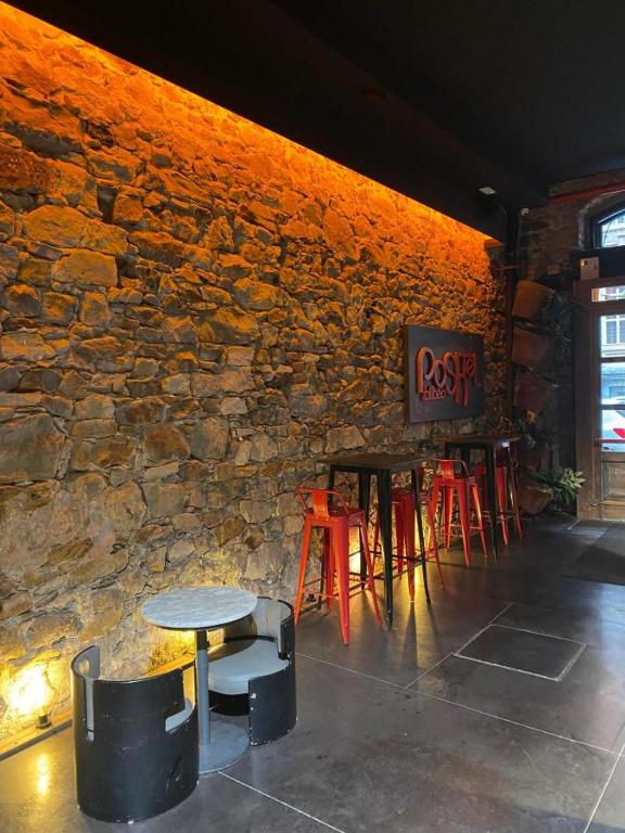 Poshtel Bilbao - Premium Hostel - 3