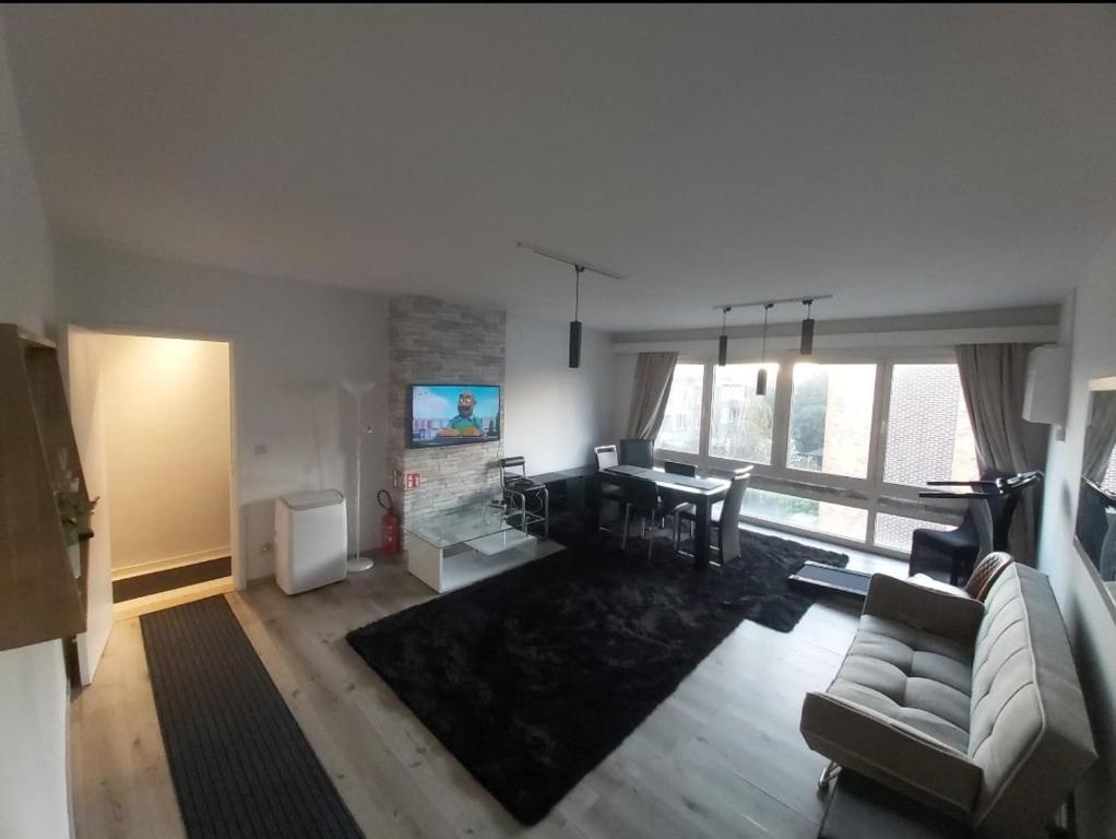 akros comfort and relax, Antverpy