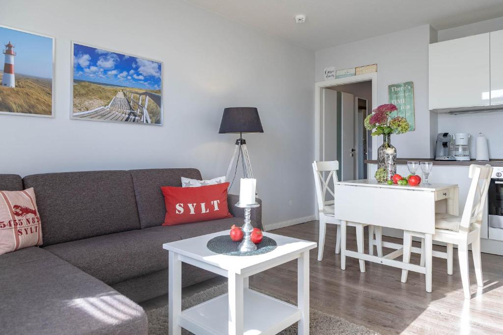 Th_ H_Str_3 App_ 30 Kaisers Home, Westerland