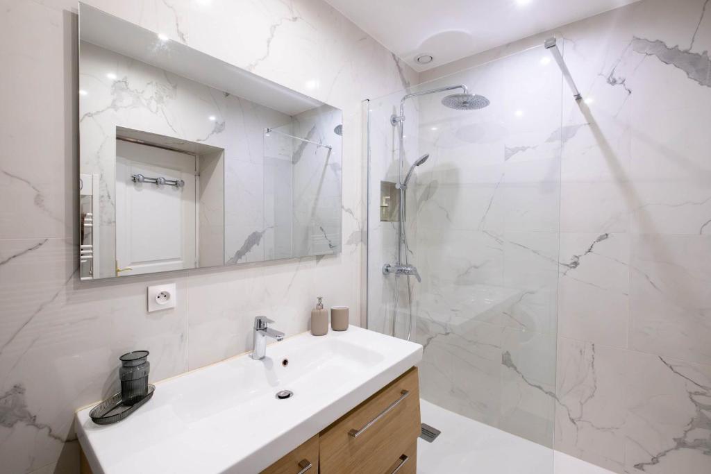 4 Guests Flat Palais Royal 1 - 3