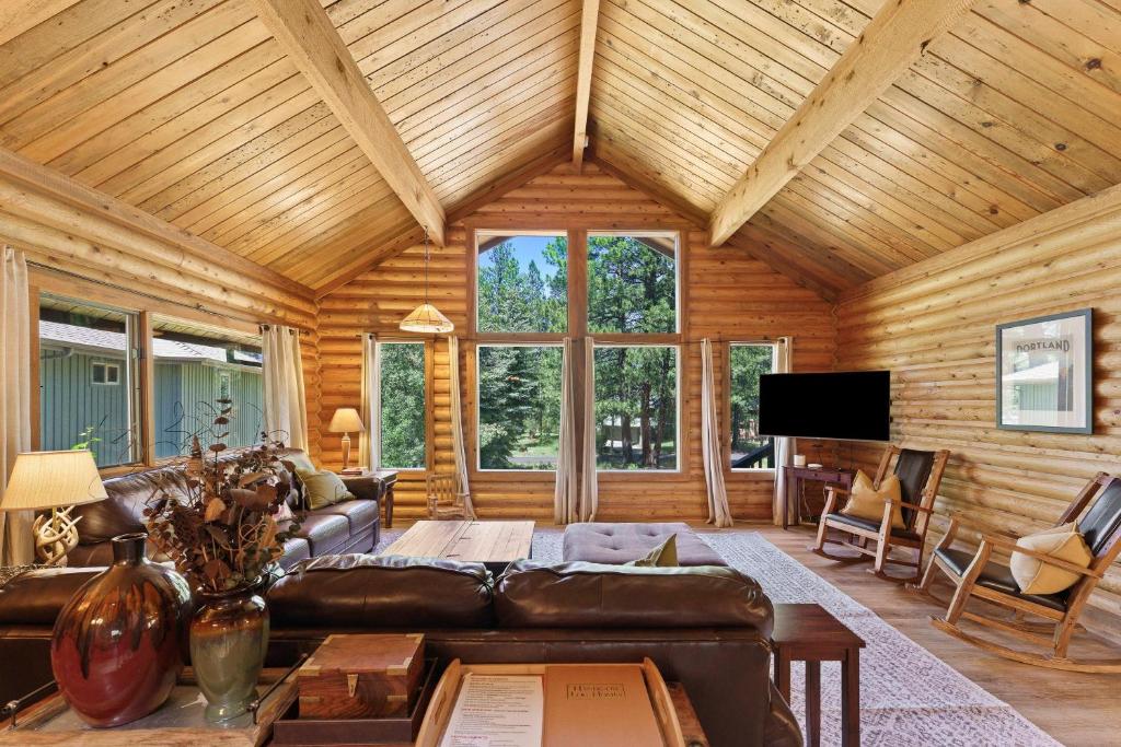 3 Blue Grouse, Sunriver