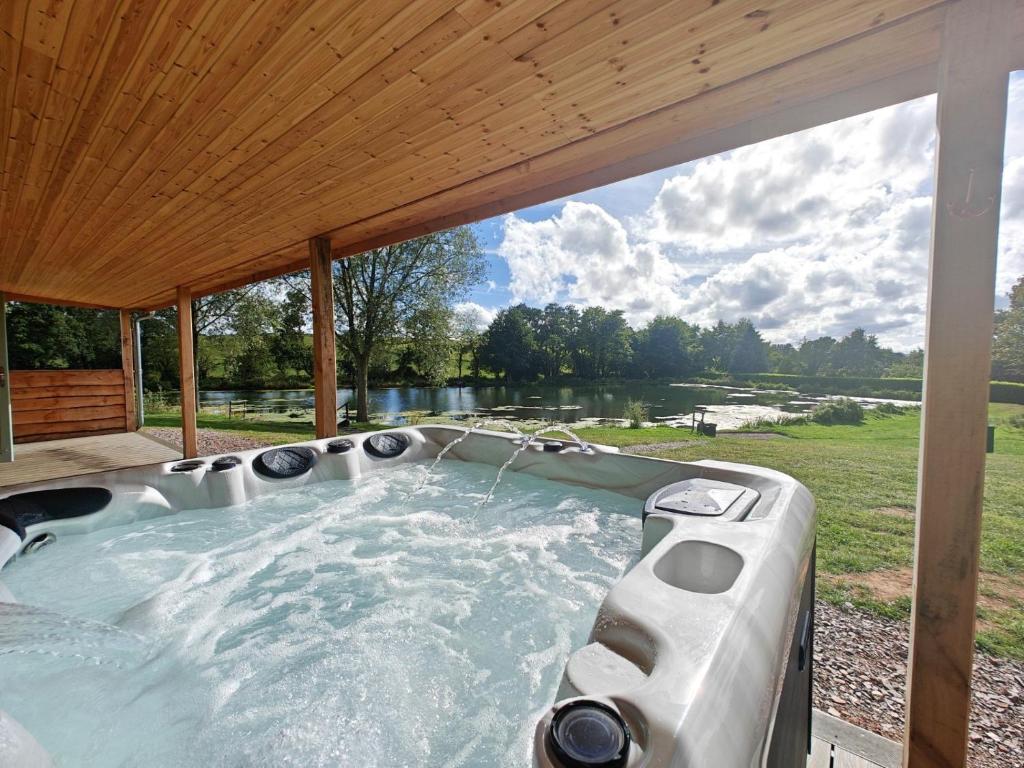 2 Bed in Cullompton 95150, Willand