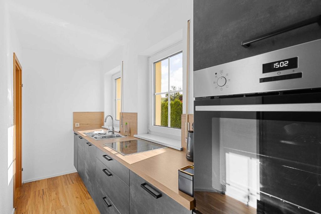 EG Apartment - WLAN - Terrasse - Parkplatz - 5