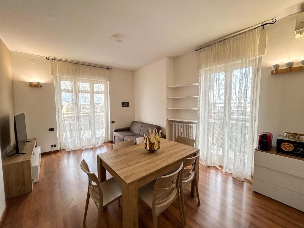 SkyLoft Bergamo - Attico Chic con Panorama Unico, Bergamo