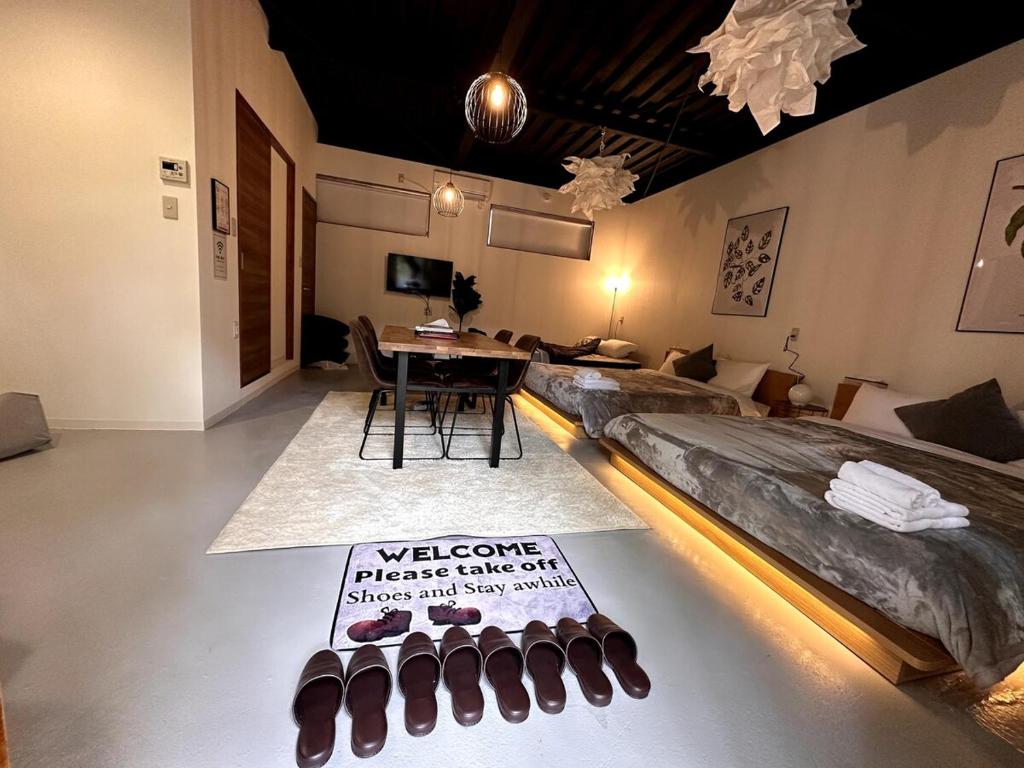 Arusa-Ishite 1F, Macujama