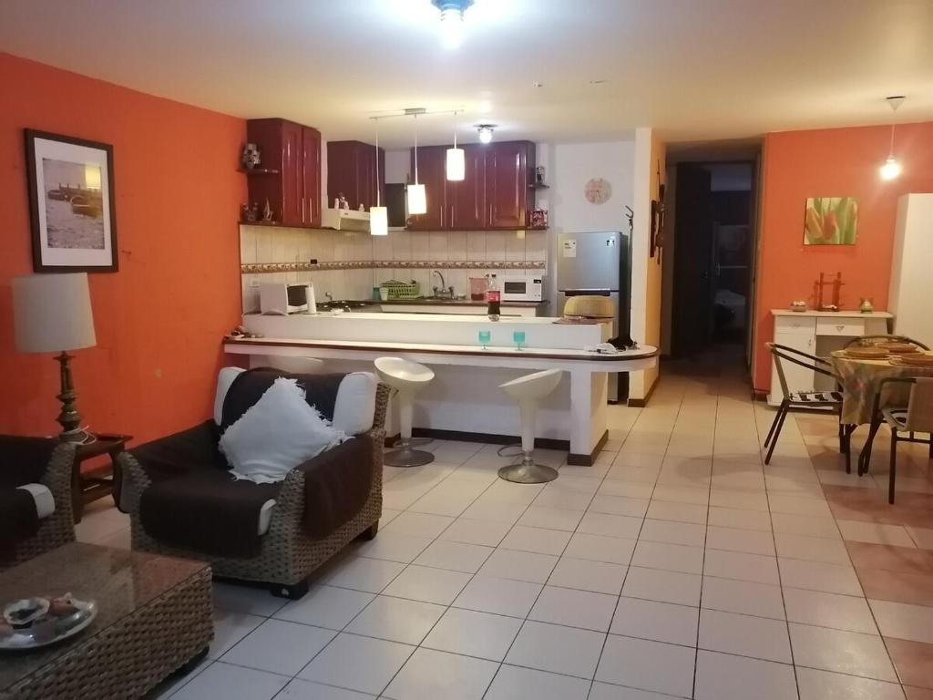 Surf in Cerro Azul condo facing the sea all year, San Antonio