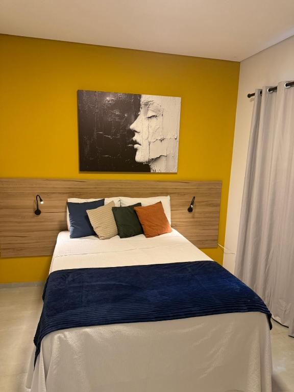 Loft com 2 Qts e garagem em área nobre, Sinop