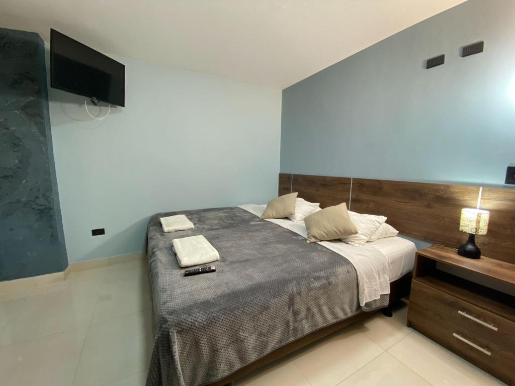 Apartment 8 in the center - 2 Bedroom 1 Bath, Baños