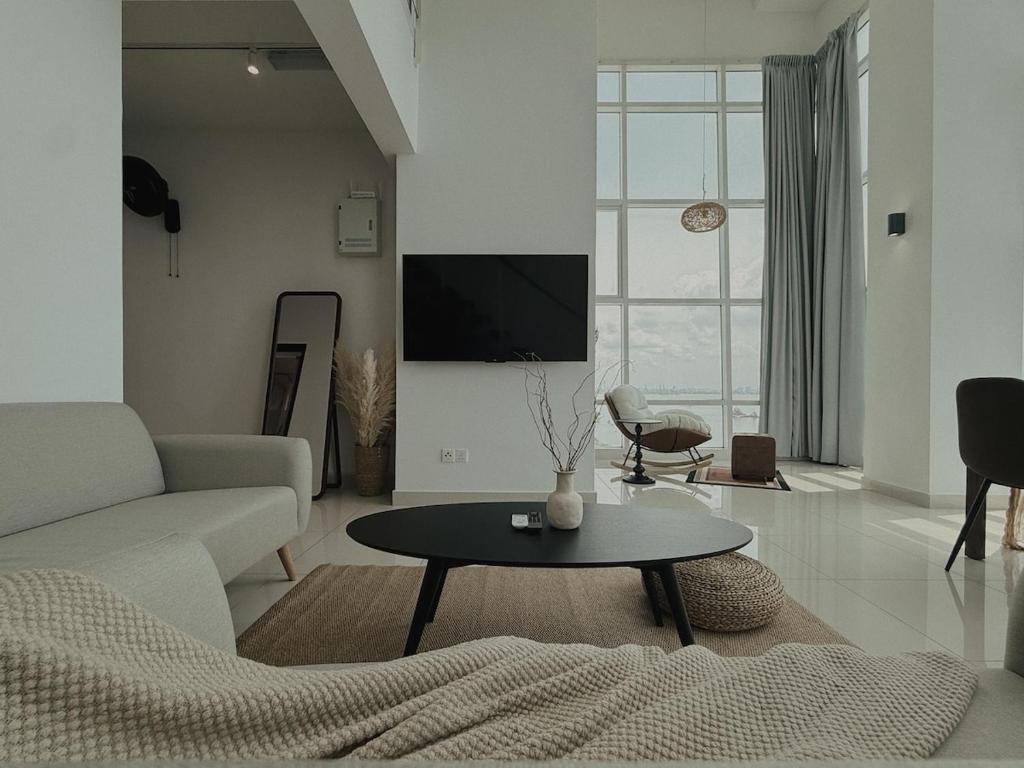 The Ruma - Exclusive Seaview Studio in Georgetown, George Town