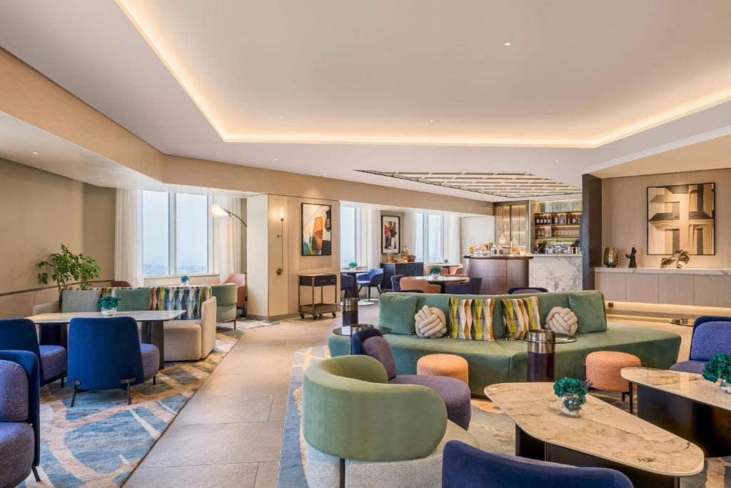 Bar/lounge, Sheraton Mall of the Emirates Hotel, Dubai in Dubai