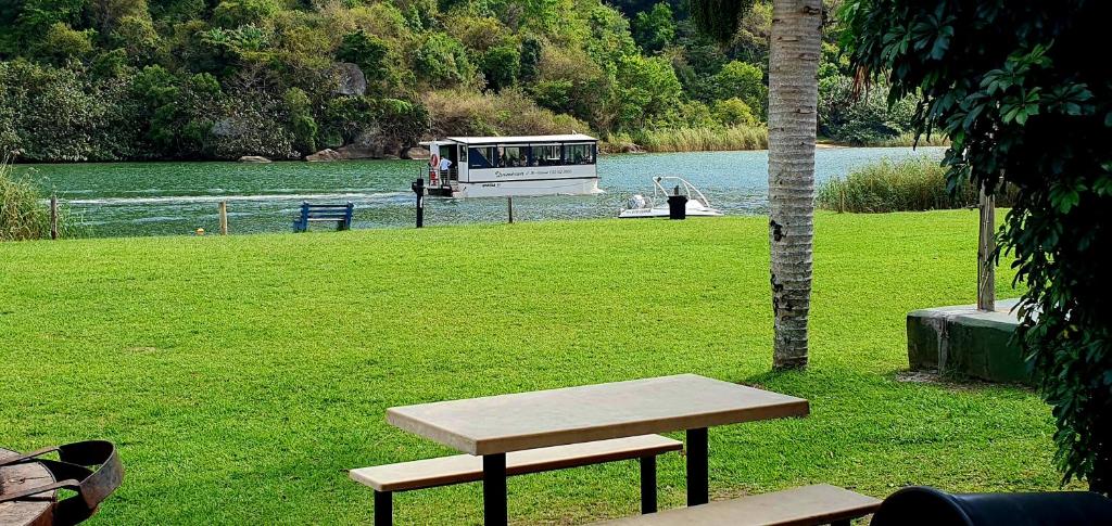 The Pont Home Owners, Port Edward
