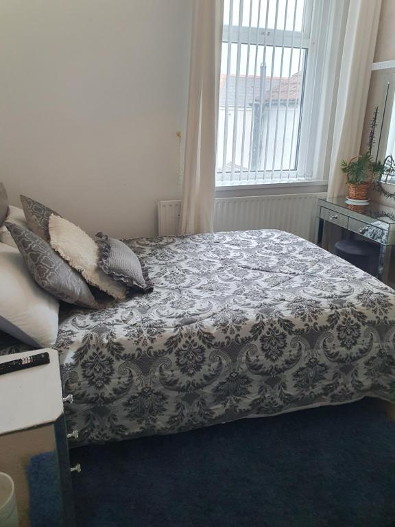 Private Double Room in Cardiff, Cardiff