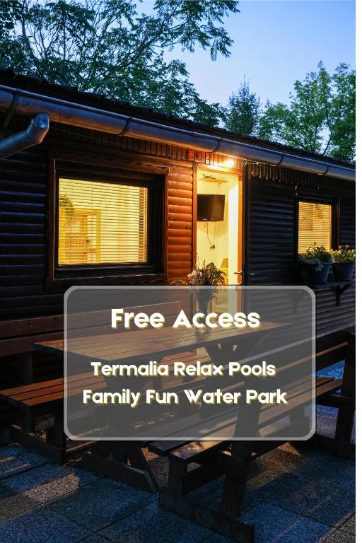 Hiška Darwin, Podčetrtek