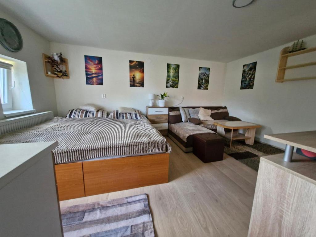 Apartment Batizovce - terrace, parking, comfy bed, Batizovce