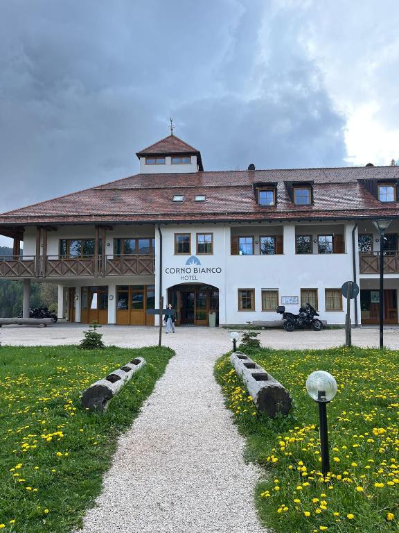 Hotel Corno Bianco - 1